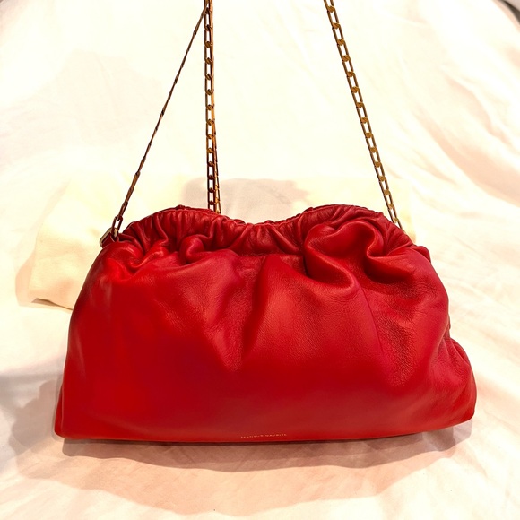✨ LIKE NEW MANSUR GAVRIEL CHAIN MINI CLOUD CLUTCH ✨ - Picture 7 of 8